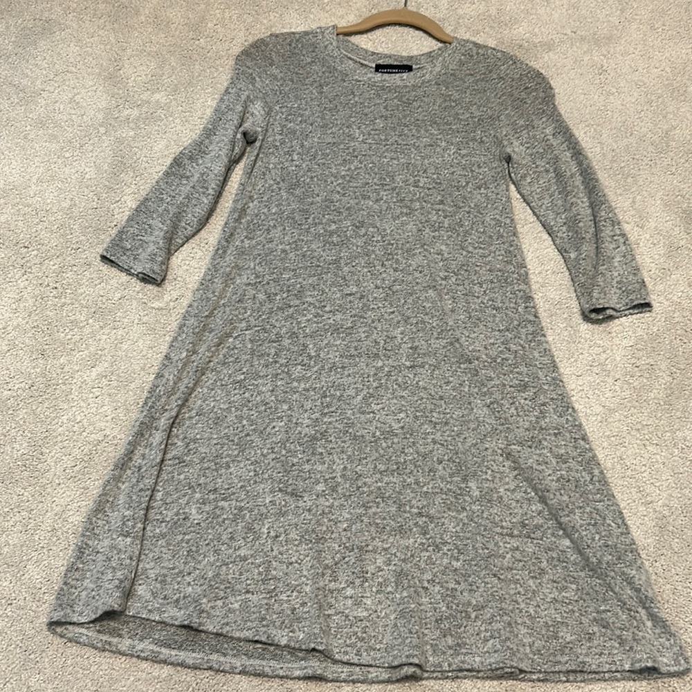 Fortune Ivy Gray sweater dress with 3/4 length sleeves